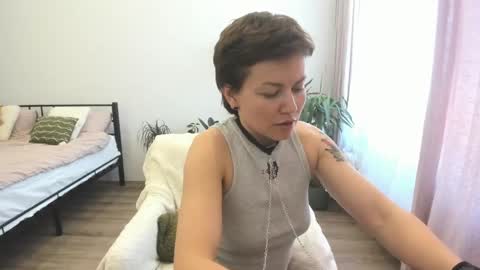 Snapshot of alexisweets chatting on 04/29/26, 08:07 Sosweetcherry online show from 04/29/26, 08:07