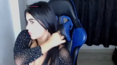 Snapshot of alexitadeli10 chatting on 11/08/25, 05:07 alexitadeli10 online show from 11/08/25, 05:07