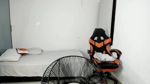 ALEXJ BLACK online show from 11/19/25, 11:32