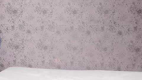 Snapshot of alexlockwood_ chatting on 02/26/26, 05:17 Alex online show from 02/26/26, 05:17