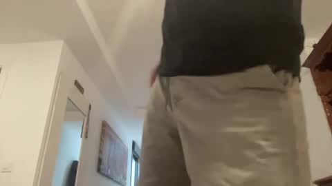 Snapshot of alexmale281 chatting on 01/11/25, 08:33 MrAM online show from 01/11/25, 08:33