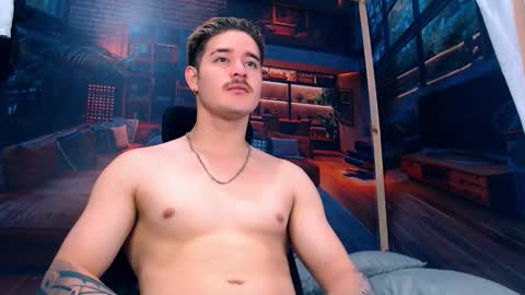 Snapshot of alexpierss chatting on 10/14/25, 07:36 Alex online show from 10/14/25, 07:36