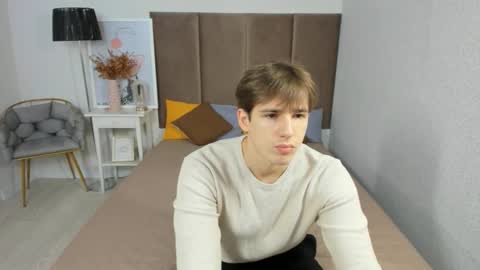 Dennis online show from 11/24/25, 08:36