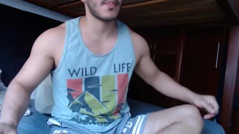 Snapshot of alexsb1998 chatting on 02/01/25, 10:44 alexsb1998 online show from 02/01/25, 10:44