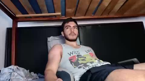 Snapshot of alexsb1998 chatting on 09/09/25, 04:12 alexsb1998 online show from 09/09/25, 04:12