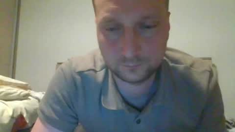 Snapshot of alexswitch8888 chatting on 03/17/26, 11:08 Alex online show from 03/17/26, 11:08