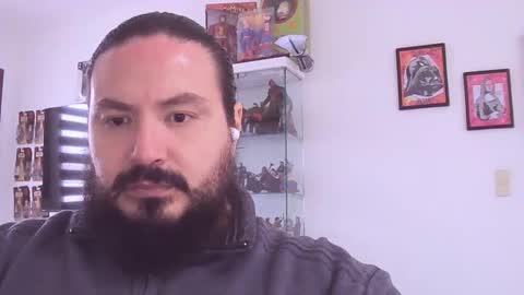 Snapshot of alextambet chatting on 01/10/25, 03:16 alextambet online show from 01/10/25, 03:16