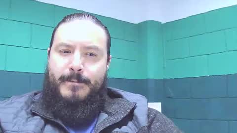 Snapshot of alextambet chatting on 01/14/25, 01:17 alextambet online show from 01/14/25, 01:17