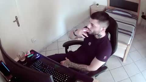 Snapshot of alexthepro00 chatting on 06/16/26, 03:36 alexthepro00 online show from 06/16/26, 03:36