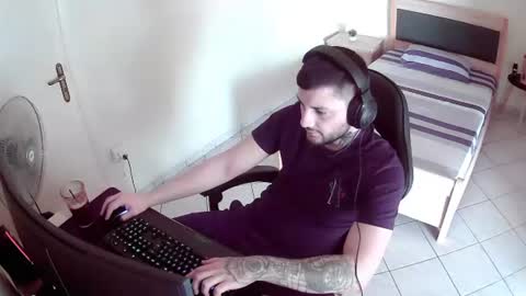 Snapshot of alexthepro00 chatting on 06/20/26, 12:19 alexthepro00 online show from 06/20/26, 12:19