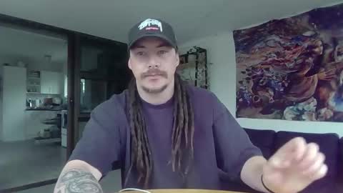 Alex online show from 10/27/25, 01:42