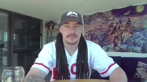 Alex online show from 11/01/25, 01:29