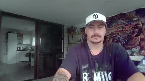 Alex online show from 04/05/26, 01:25