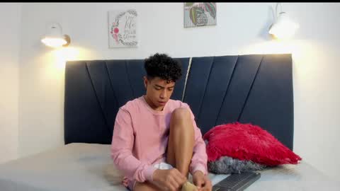 alexx_cum18 online show from 04/27/26, 07:01