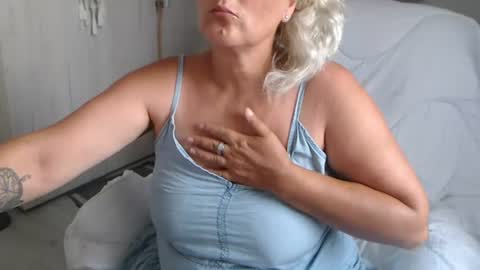 Snapshot of alexxa_mistress chatting on 07/01/26, 09:00 Jhoa online show from 07/01/26, 09:00