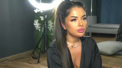 alexxiskye online show from 02/17/25, 09:24