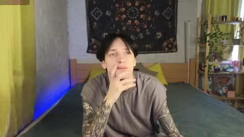 Alex online show from 03/18/26, 06:16