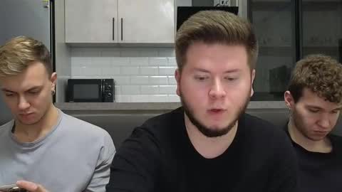 Snapshot of alexxx_d chatting on 01/17/26, 08:56 AlexDimaIgor online show from 01/17/26, 08:56