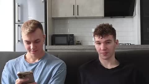 Snapshot of alexxx_d chatting on 02/06/26, 08:40 AlexDimaIgor online show from 02/06/26, 08:40