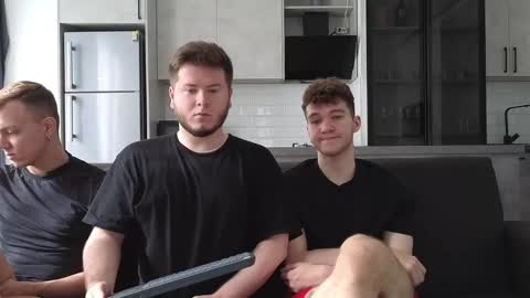 Snapshot of alexxx_d chatting on 02/09/26, 09:13 AlexDimaIgor online show from 02/09/26, 09:13