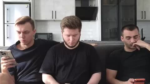 Snapshot of alexxx_d chatting on 02/21/26, 08:37 AlexDimaIgor online show from 02/21/26, 08:37