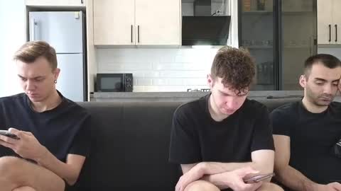 Snapshot of alexxx_d chatting on 02/22/26, 08:46 AlexDimaIgor online show from 02/22/26, 08:46