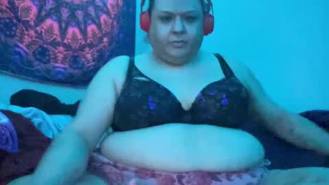 alexxxis2011x3 online show from 02/28/25, 05:59