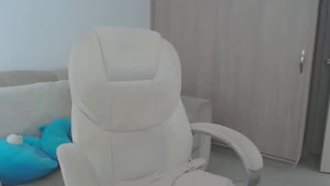 Snapshot of alexyferrer1 chatting on 10/17/25, 08:44 alexyferrer1 online show from 10/17/25, 08:44