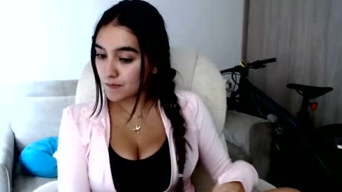 alexyferrer1 online show from 06/18/26, 10:14
