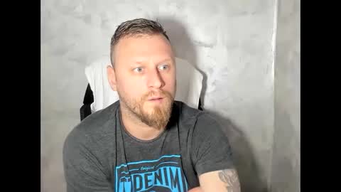 Snapshot of alexyno2020 chatting on 05/02/26, 04:56 alexyno2022 ONLYFANS online show from 05/02/26, 04:56