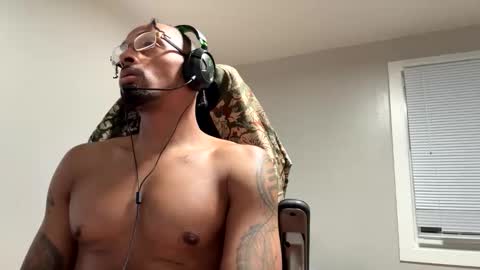 Snapshot of alfapipe23 chatting on 11/03/25, 12:57 alfapipe23 online show from 11/03/25, 12:57