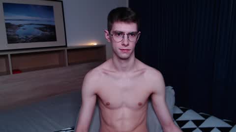 Snapshot of alfie_evanss chatting on 01/11/25, 12:01 Alfie online show from 01/11/25, 12:01