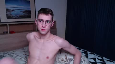 Snapshot of alfie_evanss chatting on 02/16/25, 12:19 Alfie online show from 02/16/25, 12:19