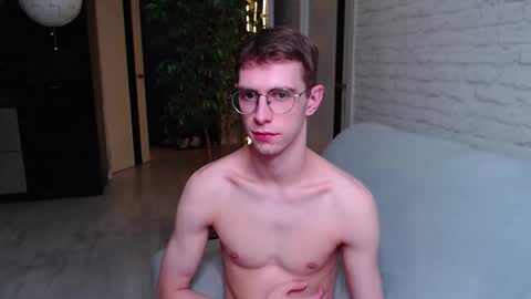 Snapshot of alfie_evanss chatting on 09/13/25, 11:59 Alfie online show from 09/13/25, 11:59