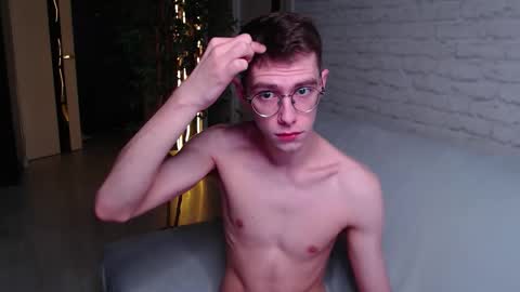 Snapshot of alfie_evanss chatting on 10/21/25, 06:36 Alfie online show from 10/21/25, 06:36