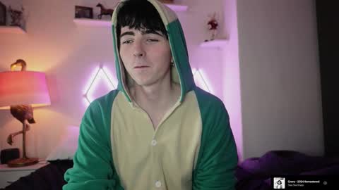 Alfie Green online show from 11/26/25, 11:17