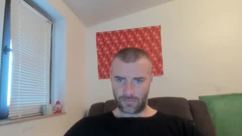 alfiesolomons87 online show from 12/22/25, 08:33