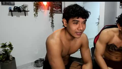 Snapshot of alfred_cantillo chatting on 05/05/26, 01:35 alfred_cantillo online show from 05/05/26, 01:35