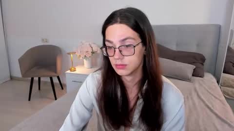 Alfreda online show from 09/21/25, 10:39