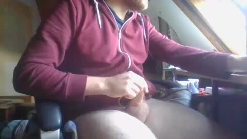 Snapshot of alfredosred123 chatting on 11/17/25, 11:49 Alfredo Ginger huge cock online show from 11/17/25, 11:49