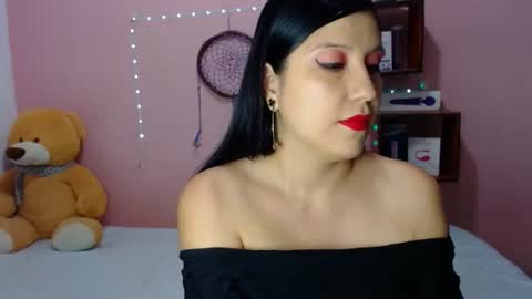 Snapshot of ali_squirt chatting on 11/03/25, 09:16 alixia online show from 11/03/25, 09:16