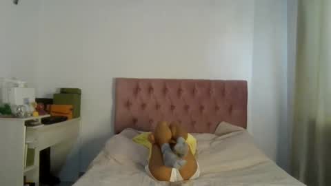 Alia  online show from 01/21/25, 04:05