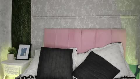 Snapshot of aliaaa_ chatting on 02/10/26, 11:36 Aliaaa online show from 02/10/26, 11:36