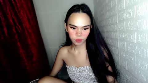 Snapshot of aliahadams chatting on 03/07/25, 11:29 ALIAH online show from 03/07/25, 11:29