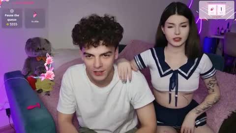 Snapshot of alice118james chatting on 10/06/25, 05:43 alice and james online show from 10/06/25, 05:43