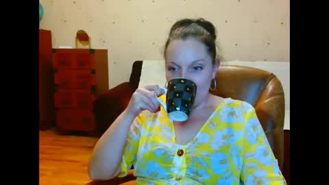 Snapshot of alice3694 chatting on 12/28/24, 04:52 Alice online show from 12/28/24, 04:52