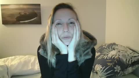 Snapshot of alice8363 chatting on 12/07/24, 09:44 Alice online show from 12/07/24, 09:44