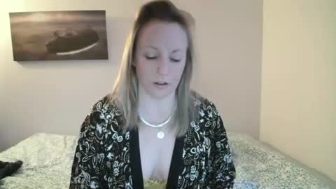 Snapshot of alice8363 chatting on 12/10/24, 07:58 Alice online show from 12/10/24, 07:58