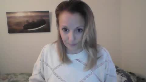 Snapshot of alice8363 chatting on 12/29/24, 04:08 Alice online show from 12/29/24, 04:08