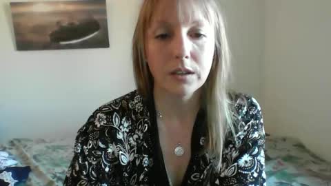 Snapshot of alice8363 chatting on 01/13/25, 02:21 Alice online show from 01/13/25, 02:21